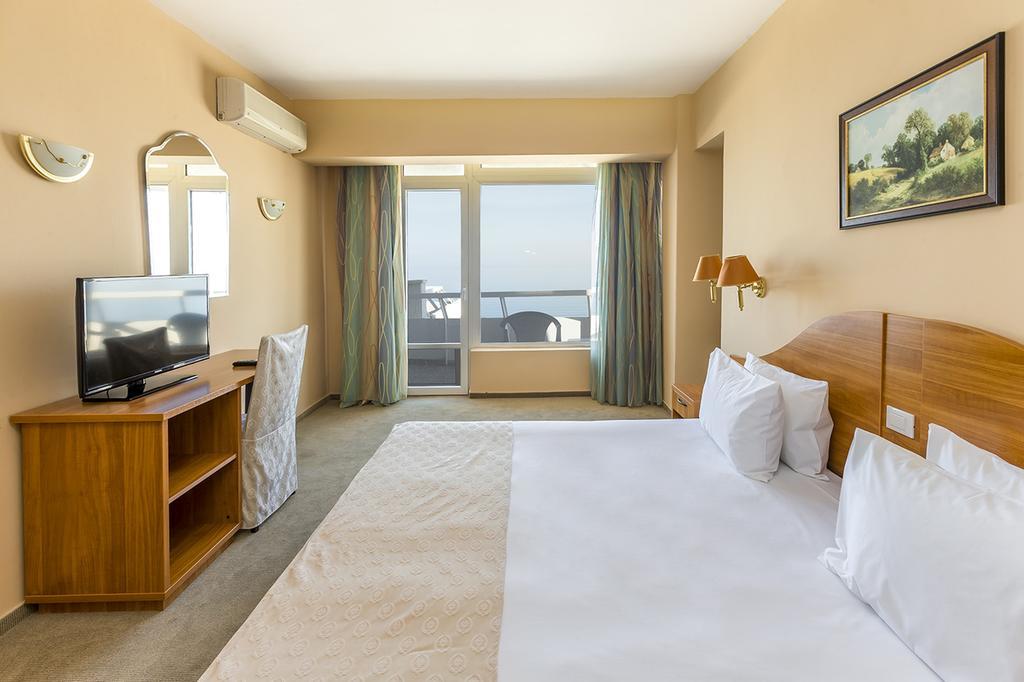 Savoy Hotel Mamaia Bagian luar foto