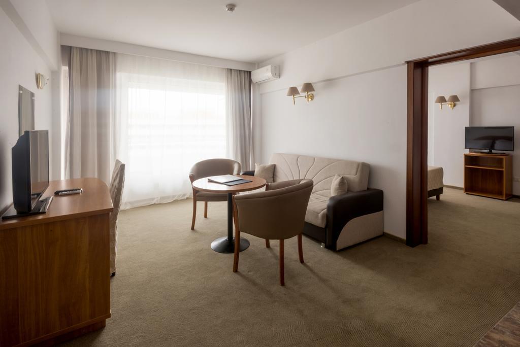 Savoy Hotel Mamaia Bagian luar foto
