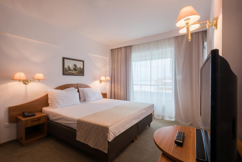 Savoy Hotel Mamaia Bagian luar foto